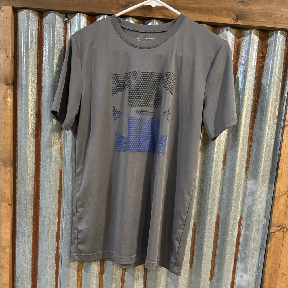 Under Armor Gray Shirt